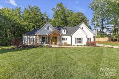 518 Maynard Farm Lane, Stanley, NC 28164