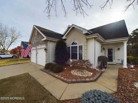 89 Pebble Beach Boulevard, Jackson, NJ 08527