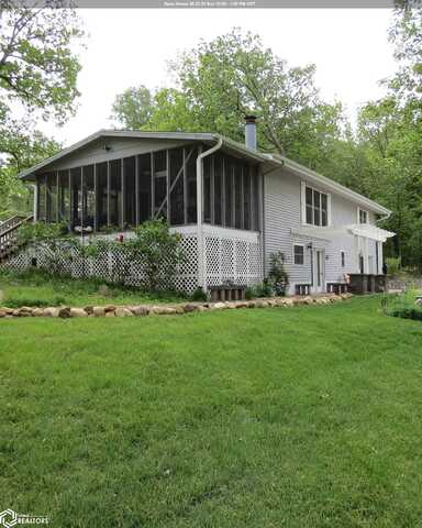 181 Center Point Drive, Montezuma, IA 50171