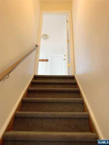 567 Stewart Street 2, Ridgefield, NJ 07657