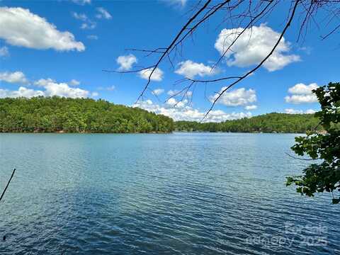 544 Harborside Drive, Nebo, NC 28761