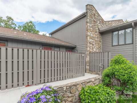514 Crowfields Lane, Asheville, NC 28803