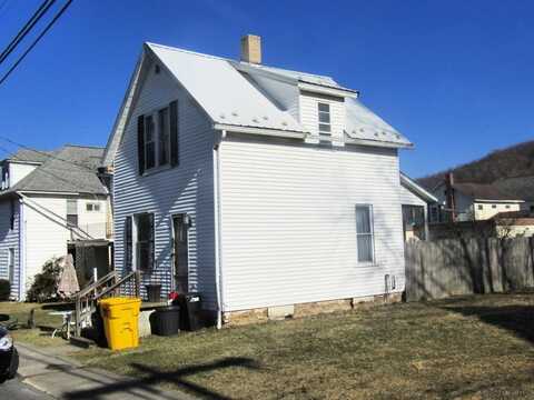 215 Franklin Street, Hooversville, PA 15936