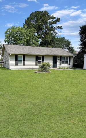 1207 Saint Johns Avenue, Moncks Corner, SC 29461