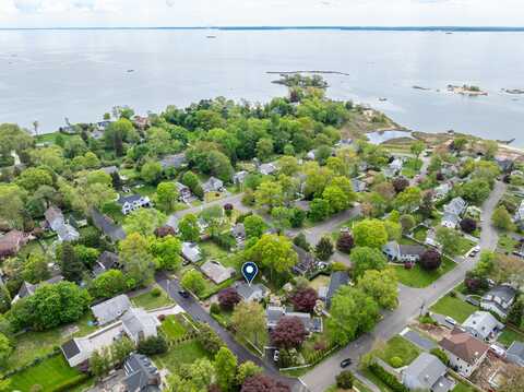 329 Soundview Avenue, Stamford, CT 06902