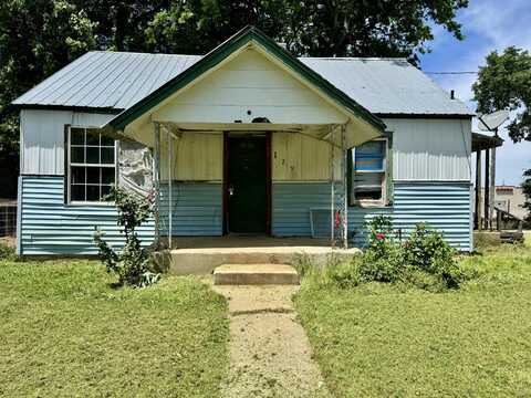 129 S 4th Street, Vinita, OK 74301
