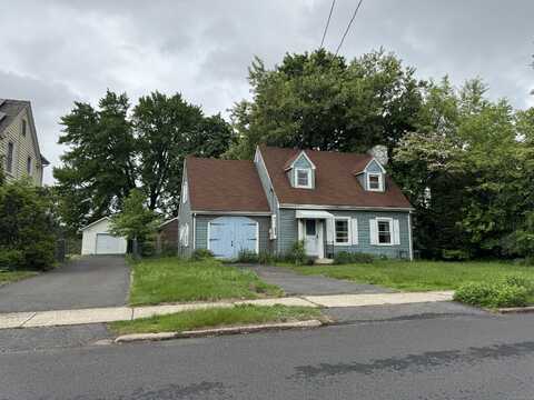 31 East Broad Street, Plainville, CT 06062
