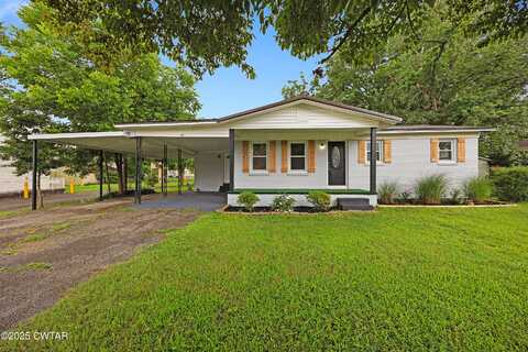 242 Market Street, Medina, TN 38355