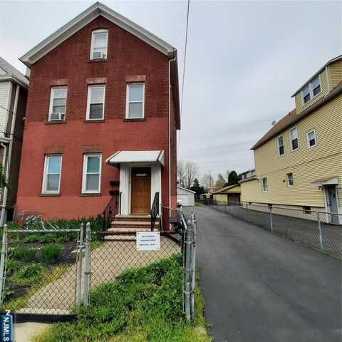 83 Plauderville Avenue, Garfield, NJ 07026