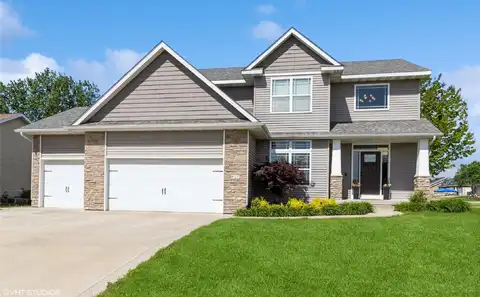 811 N T Court, Indianola, IA 50125
