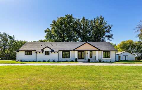 10318 NW 106th Avenue, Granger, IA 50109