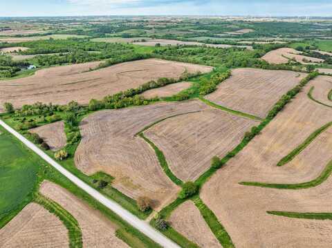 000 Carriage Trail, Macksburg, IA 50155