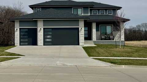 2113 NE Heritage Drive, Grimes, IA 50111