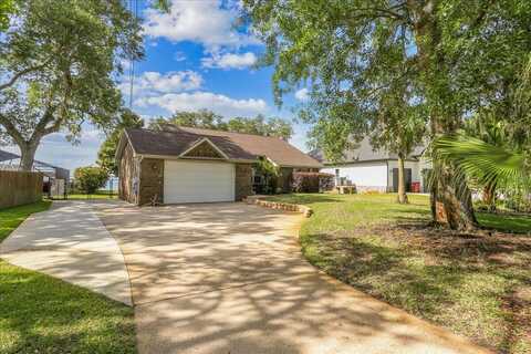 6790 E East Bay Boulevard, Navarre, FL 32566