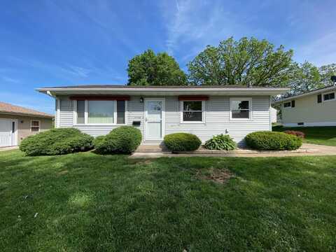 2736 Oak Crest, Dubuque, IA 52001
