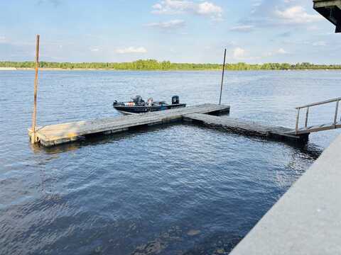 515 River, Sabula, IA 52070