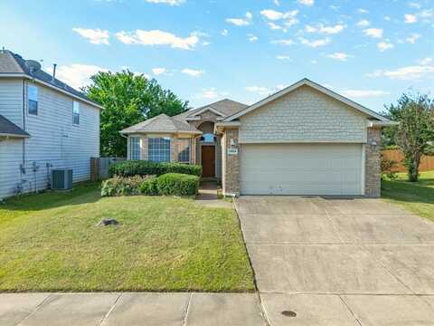 7404 Sunray Drive, Fort Worth, TX 76120