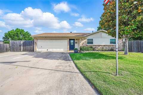 317 Wallace Court, Crowley, TX 76036