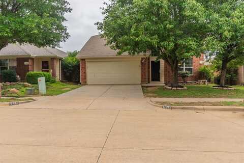 11812 Ponderosa Pine Drive, Fort Worth, TX 76244