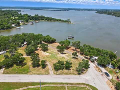 8501 Heron Drive, Fort Worth, TX 76108