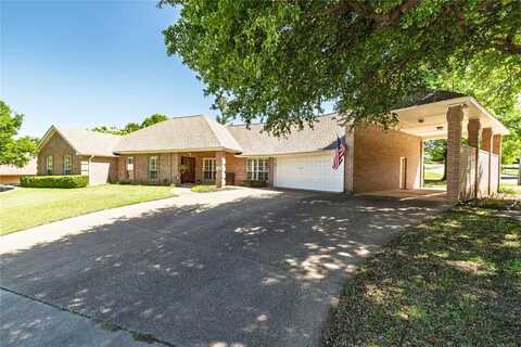 703 W Simmons Street, Weatherford, TX 76086