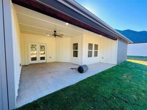 901 Holiday Hills, Mineral Wells, TX 76067