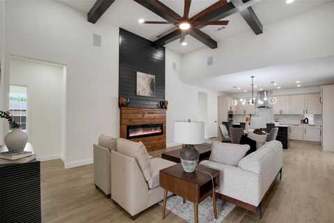 209 Pearl Harbor Street, Tool, TX 75143
