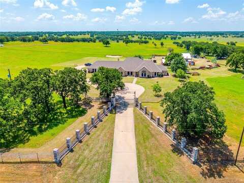 1226 Fm 67, Covington, TX 76636