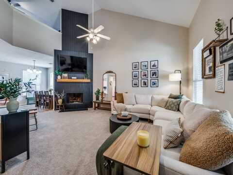 976 Fox Grove Lane, Providence Village, TX 76227