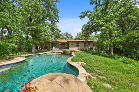 1214 Emerson Lane, Denton, TX 76209