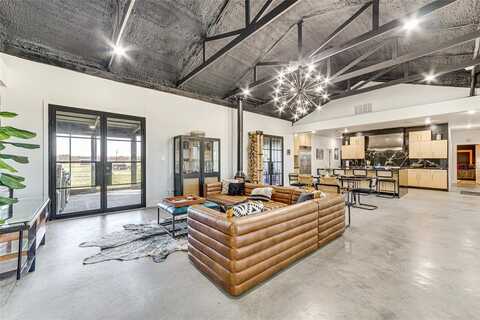 1841 Rs County Road 1402, Point, TX 75472