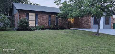 5524 King Drive, The Colony, TX 75056