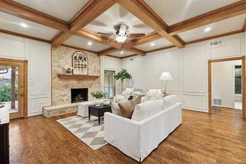1141 Yorkshire Drive, Carrollton, TX 75007
