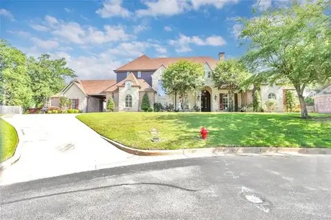 6805 Castle Pines Court, Tyler, TX 75703