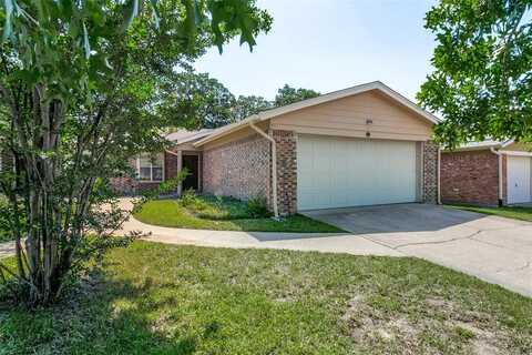 508 Billie Ruth Lane, Hurst, TX 76053