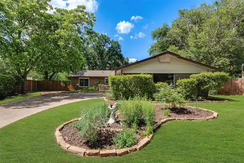 2604 Brentwood Circle, Arlington, TX 76013
