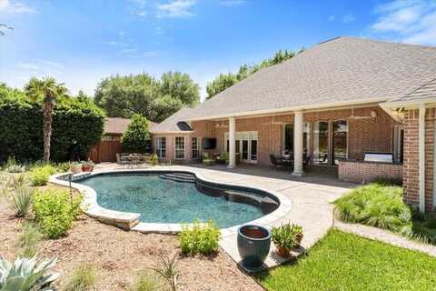 2633 Torrey Pines Drive, Fort Worth, TX 76109