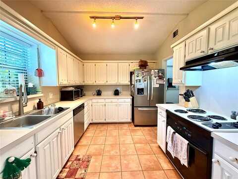4220 John Court, Flower Mound, TX 75028