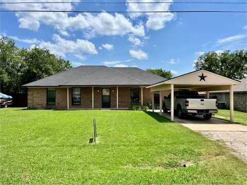 525 W Lloyd Street, Krum, TX 76249
