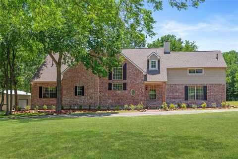 561 Farms Road, Clear Lake Shores, TX 75071