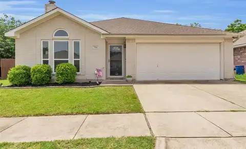 711 Rachel Street, Grand Prairie, TX 75052