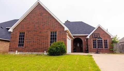 7506 Quail Springs Drive, Arlington, TX 76002