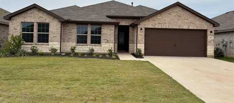1916 COOKES Lane, Cleburne, TX 76033