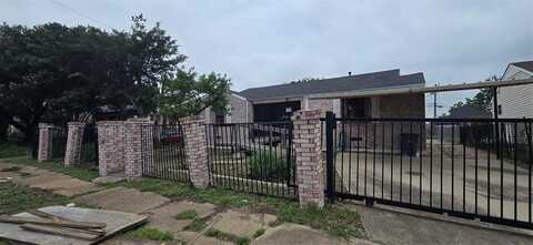 2017 Village Way, Dallas, TX 75216