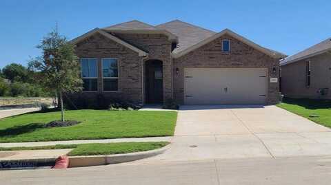 1905 JACKSON Street, Cleburne, TX 76033