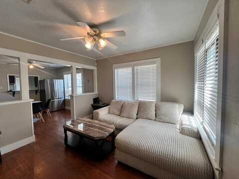 274 Ceylon, Eagle Pass, TX 78852