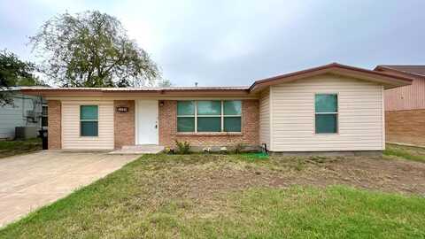 1251 Ricks Dr, Eagle Pass, TX 78852