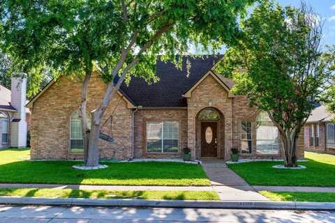 1708 Greenway Drive, Plano, TX 75075