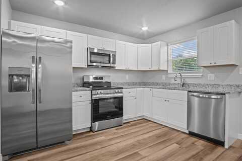 1060 E Reno Road, Reno, TX 76020