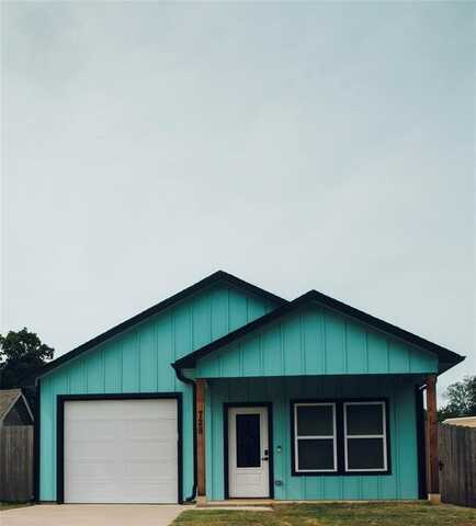 729 E Sears Street, Denison, TX 75021